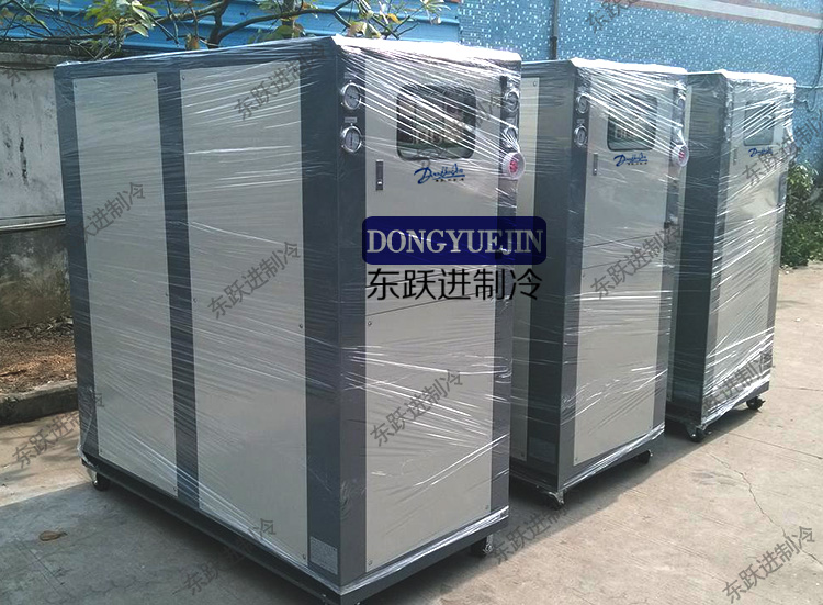 冷水機(jī) 冷水機(jī)